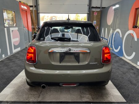 2018 MINI Cooper €17950 2018 MINI COOPER 1.5 AUTOMATIC / CRUISE CONTROL / REVERSE CAMERA / AMBIENT LIGHTS AND MORE €17,950 thumbnail