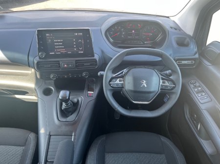 2024 Peugeot Rifter - thumbnail 15