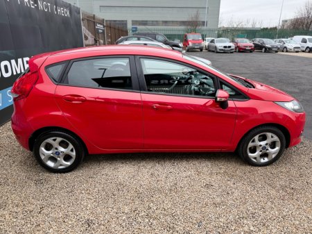 2012 Ford Fiesta 2012 - 1.2 - LOW INSURANCE - LONG NCT + ROAD TAX - IDEAL STARTER CAR / LEARNER CAR - FAMILY CAR €5,995 thumbnail