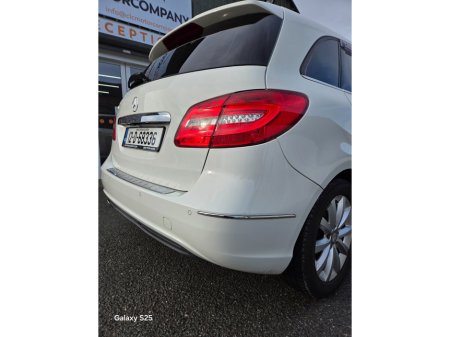 2012 Mercedes-Benz B Class B 180 BE Classic €8,950 thumbnail