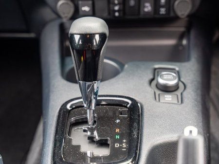 2026 Toyota Hilux - thumbnail 10