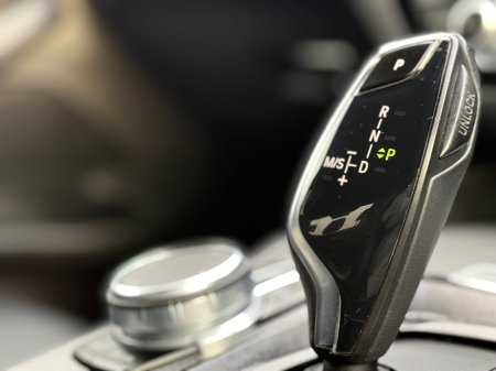 2018 BMW 5 Series 520d M Sport Auto €24,990 thumbnail