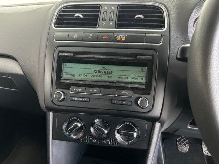 2011 Volkswagen Polo - thumbnail 8