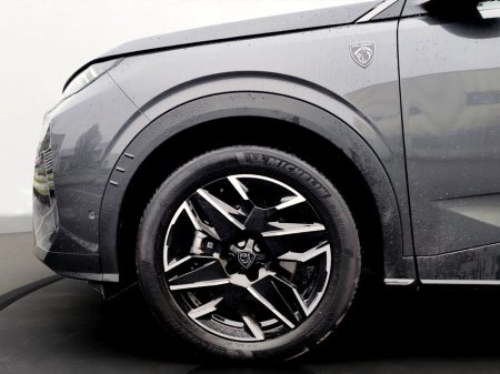 2025 Peugeot 5008 - thumbnail 16