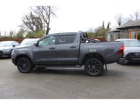 2023 Toyota Hilux - thumbnail 6
