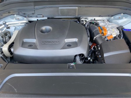 2023 Volvo XC90 2.0 T8 CORE 455BHP 5DR 7S €54,950 thumbnail