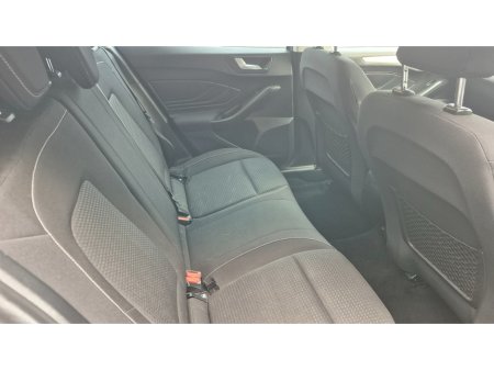 2019 Ford Focus 1.0T ZETEC 5DR T ECOBOOST 100PS 1.0 €12,950 thumbnail