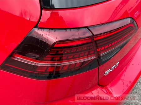 2018 Volkswagen Golf - thumbnail 16