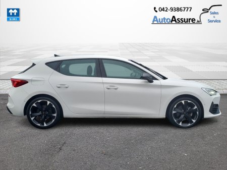 2023 Cupra Leon 1.5 E-TSI 150BHP DSG AUTO *** Heated Sport Seats / Apple Carplay / Park Assist *** €26,900 thumbnail