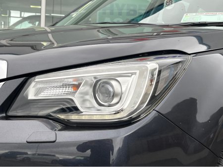 2018 Subaru Forester - thumbnail 3