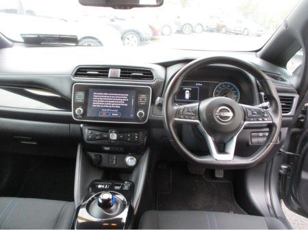 2022 Nissan Leaf - thumbnail 11