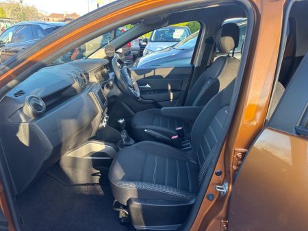 2020 Dacia Duster DEPOSIT  TAKEN  PRESTIGE BLUE DCI 115 M 4DR thumbnail