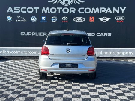 2015 Volkswagen Polo - thumbnail 8