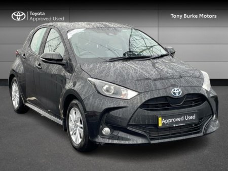 2022 Toyota Yaris - Hybrid - New Generation - Luna Edition - 1.5 - 5dr - Auto - Full Service History - EUR 160 Tax // Remote Central Locking // Front Electric Windows // Rear Electric Windows // Electric Mirrors // Fin €21,599