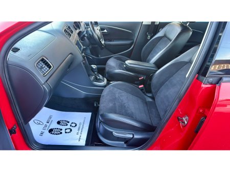 2016 Volkswagen Polo *HIGHLINE* 35,000KMS / LEATHER / HEATED SEATS / CAMERA / AUTO €13,900 thumbnail