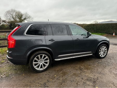 2017 Volvo XC90 - thumbnail 8