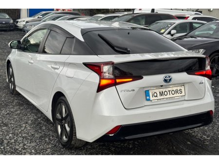 2021 Toyota Prius - thumbnail 7