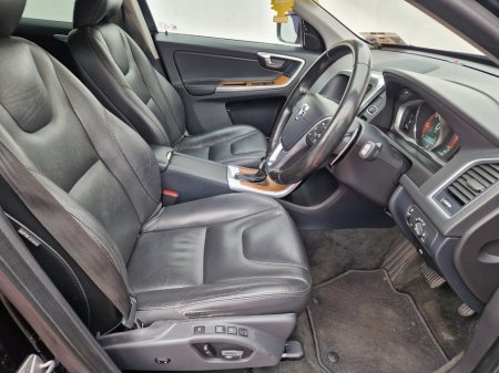 2015 Volvo XC60 - thumbnail 25