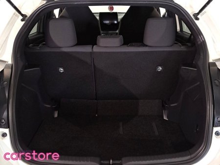 2022 Toyota Yaris - thumbnail 15