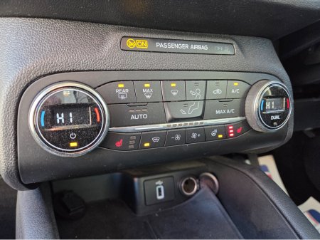 2020 Ford Focus TITANIUM 5DR 1.5 TD 120 S6. S6.2 M6 F €18,950 thumbnail