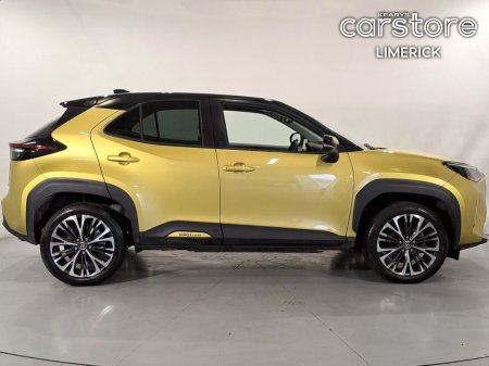 2023 Toyota Yaris Cross 1.5 Hybrid Sol €28,480