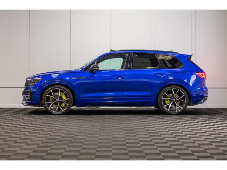 2021 Volkswagen Touareg - thumbnail 3