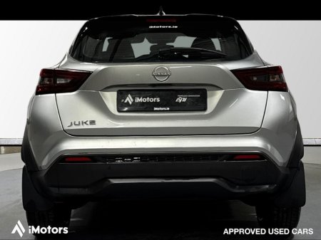 2024 Nissan Juke - thumbnail 4