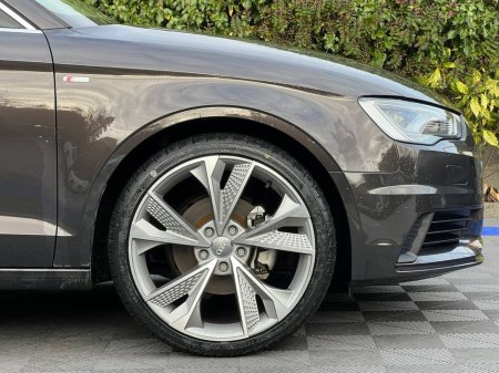 2016 Audi A3 S-LINE PACK 1.4 TFSI // NEW 19" S-LINE ALLOYS // LEATHER POWERED HEATED SEATS // REVERSE CAMERA €17,900 thumbnail