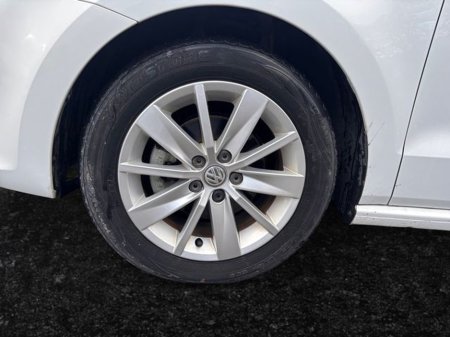 2015 Volkswagen Polo 1.2 TSI AUTO €9,850 thumbnail