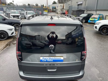 2023 Volkswagen Caddy Maxi 2.0 TDI Life MPV 5dr Diesel DSG Euro 6 (s/s) (122 ps) thumbnail