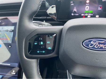 2025 Ford Explorer PREMIUM 77KWH EXTENDE thumbnail