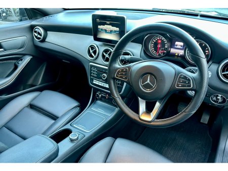 2018 Mercedes-Benz CL Class 180 URBAN AUTO 4DR €19,950 thumbnail