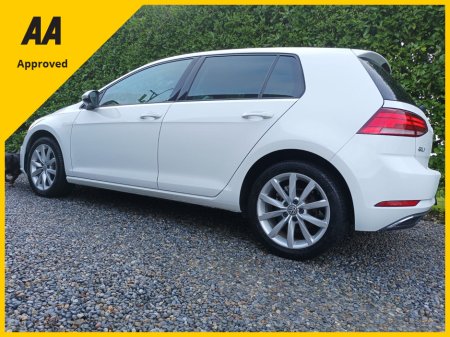2018 Volkswagen Golf 1.2 TSI AUTOMATIC 7.5 FACELIFT ONLY 51,697kms CLIMATE CONTROL REVERSE CAMERA LED HEADLIGHTS FACTORY IMMOBILISER TOUCHSCREEN MULTIMEDIA SYSTEM CRUISE CONTROL STOP START TECHNOLOGY 2 YEARS NCT 1YR TAX €18,949 thumbnail