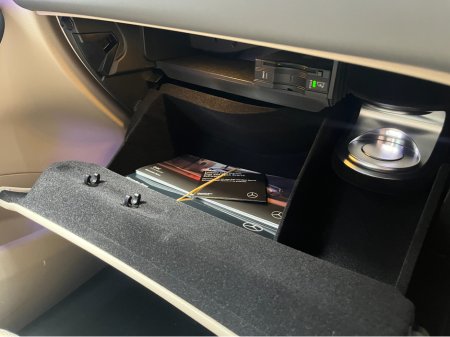 2024 Mercedes-Benz EQC - thumbnail 23