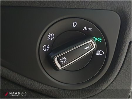 2021 Volkswagen Touran HIGHLINE 1.4 TSI (212) €30,945 thumbnail