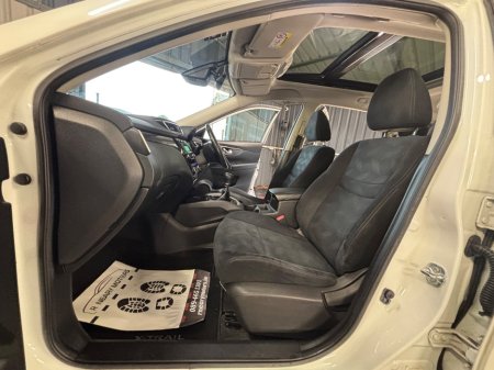 2016 Nissan X-Trail 1.6d SV 7 SEATS €12,950 thumbnail