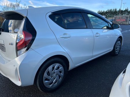 2019 Toyota Aqua 1.8 Hybrid €12,950 thumbnail