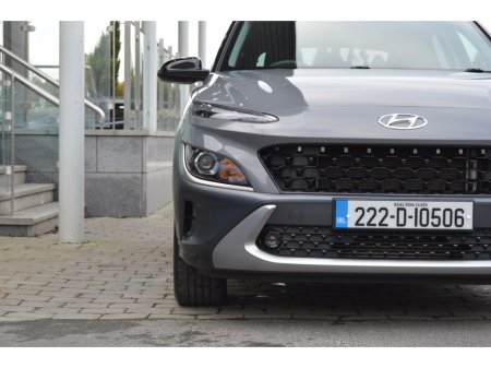 2022 Hyundai Kona - thumbnail 4