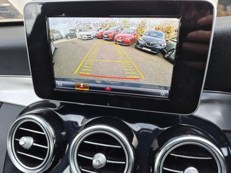 2018 Mercedes-Benz C Class - thumbnail 3