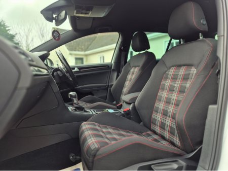 2016 Volkswagen Golf Gti Dsg €19,950 thumbnail