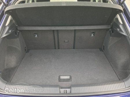 2019 Volkswagen T-Roc Design 1.6 TDi 115bhp €19,450 thumbnail
