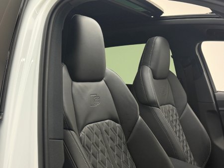 2023 Audi e-tron 55 VORSPRUNG QUATTRO €59,990 thumbnail