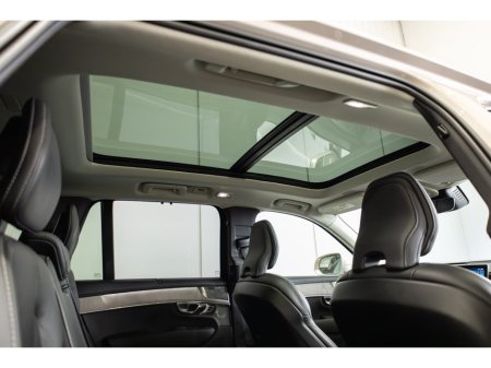 2025 Volvo XC90 - thumbnail 14