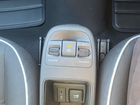 2025 Fiat 500e - thumbnail 25