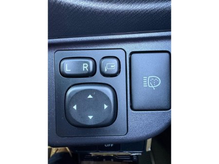 2014 Toyota Aqua - thumbnail 14