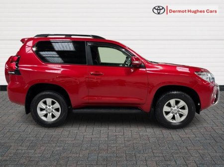 2022 Toyota Landcruiser - view 3