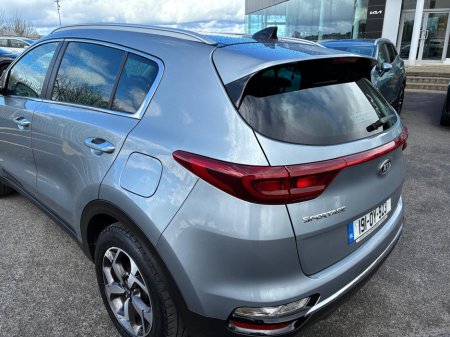 2019 Kia Sportage - thumbnail 2