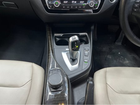 2019 BMW 1 Series €19950 2019 BMW 118D FASHIONISTA 2.0 AUTOMATIC / CRUISE CONTROL / REVERSE CAMERA / ELECTRIC MEMORY & HEATED SEATS €19,950 thumbnail