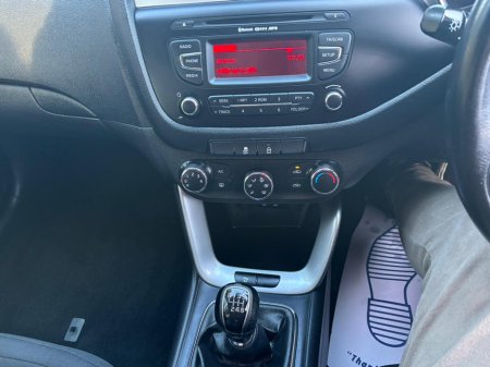 2015 Kia Ceed - thumbnail 13