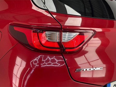 2021 Kia Stonic - thumbnail 10